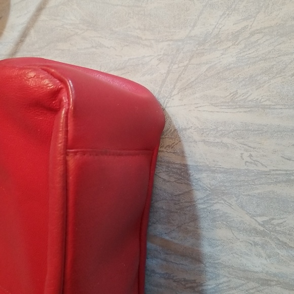 Wilson's House of Leather Authentic Nascar Chase Shoulder Bag - Picture 6 of 6